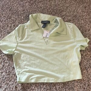 Crop top -NWT 
